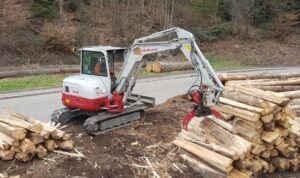 TB260 mit Kegelspalter